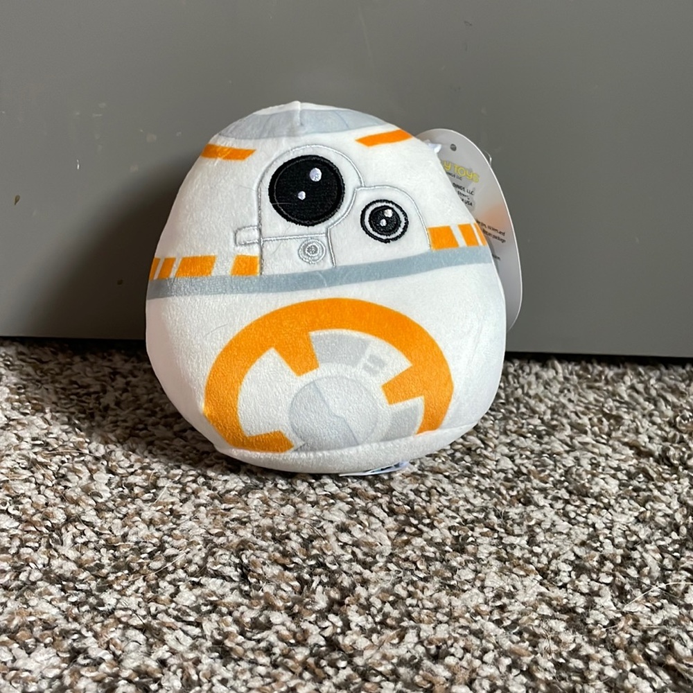 NWT BB-8 5 inch squishmallow